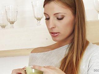 Stiefbruder verführt seine Stiefschwester zum ersten Mal anal - Analsex mit der Schwester