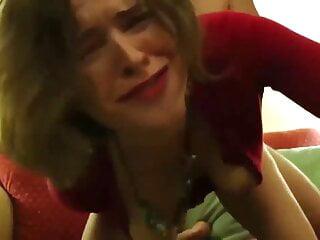 Junge Französin wird ohne Gnade anal gefickt