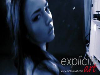 Frankreich liebt den Sex durch die enge Rosette