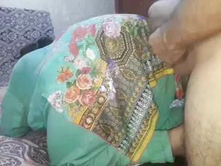 Die geile Milf Damaris und ihr junger Lover beim ersten Mal Analverkehr